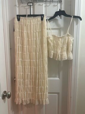 NWT thirty thirty tiered ruffle maxi 2 piece set size small